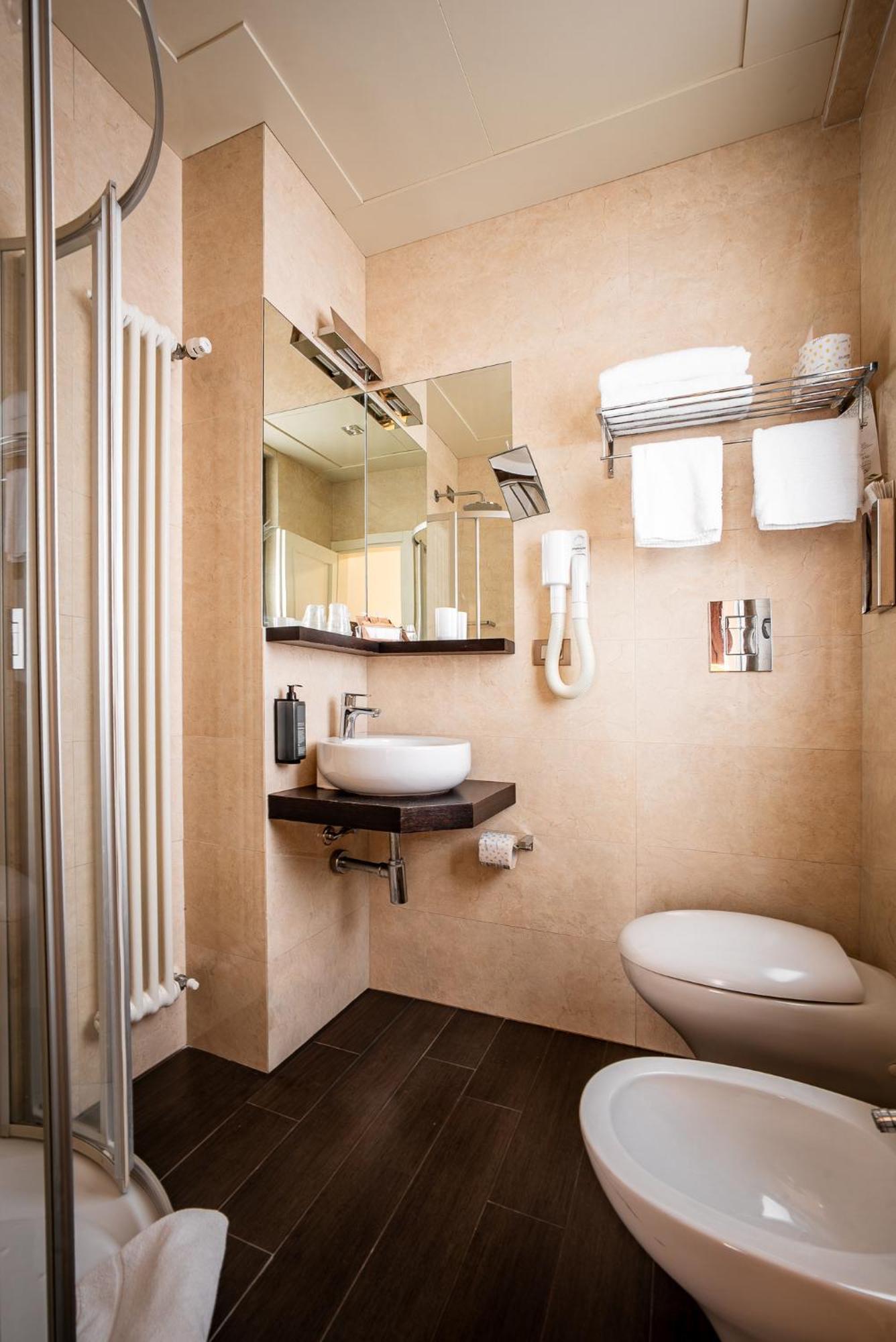 Triple Room Sea View