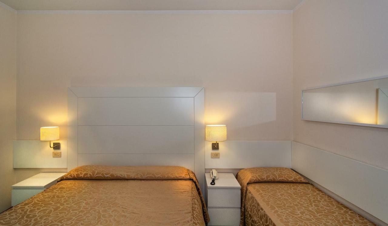 Triple Room Sea View,1773706308:JPEG